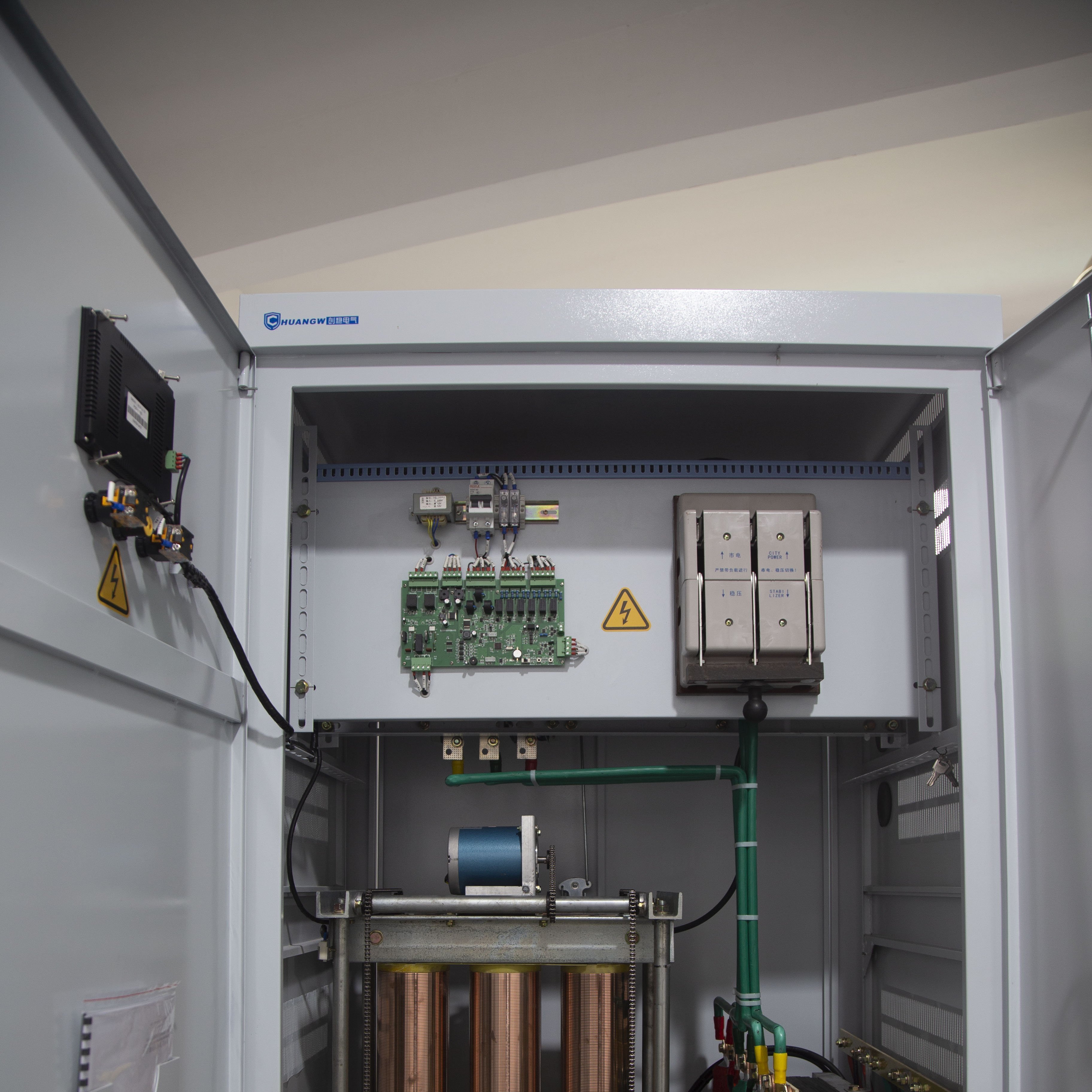 三相電機穩壓器