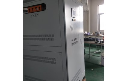 三相交流電源穩(wěn)壓器